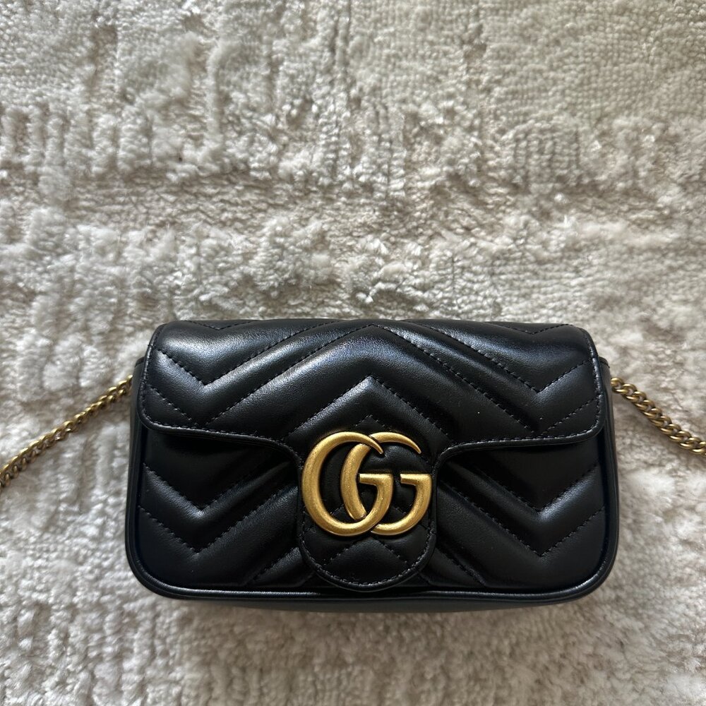 Gucci GG small crossbody bag